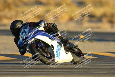 media/Nov-17-2024-CVMA (Sun) [[1fec520723]]/Race 18-Supersport Middleweight/